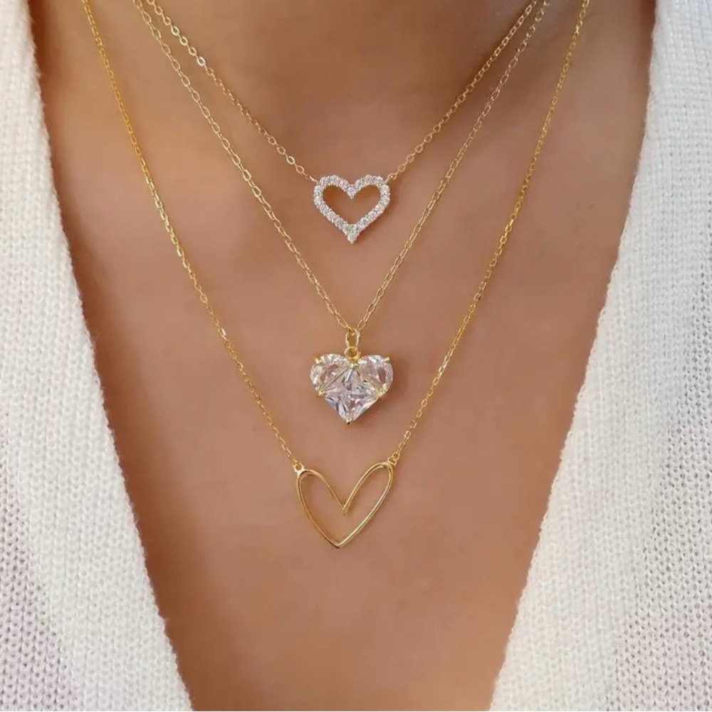 💥Elegant Vintage Style Layered Heart Pendant Necklaces Set